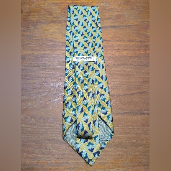 Giorgio Armani Tie, 100% Silk, Yellow & Powder Blue Pattern, Made in Ita… - Picture 4 of 10